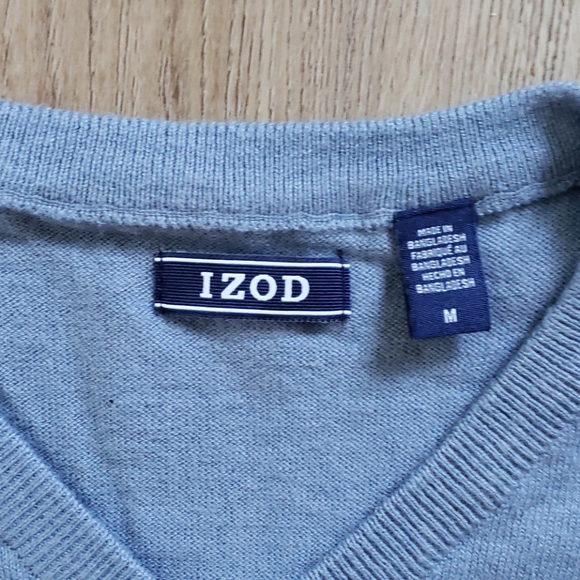 IZOD Cotton Blend Lightweight Baby Blue Sweater - Picture 2 of 4